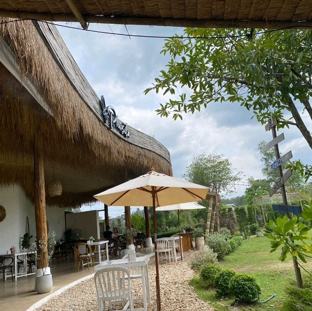 ภูสิตาคาเฟ่ แอนท์ บริทโตร
