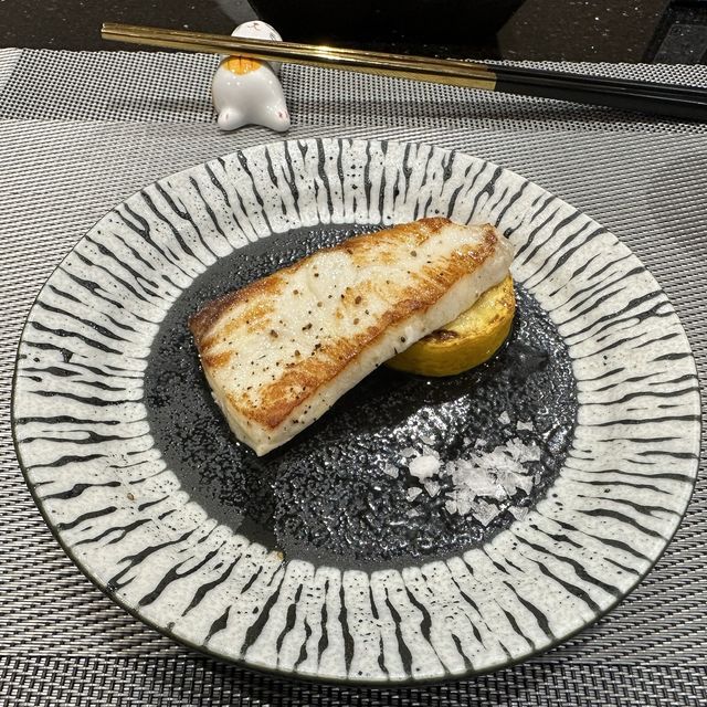 【 2023 高雄美食 】明水然・樂 無菜單料理 鐵板燒 A5和牛 水姑娘龍蝦 南非鮑魚