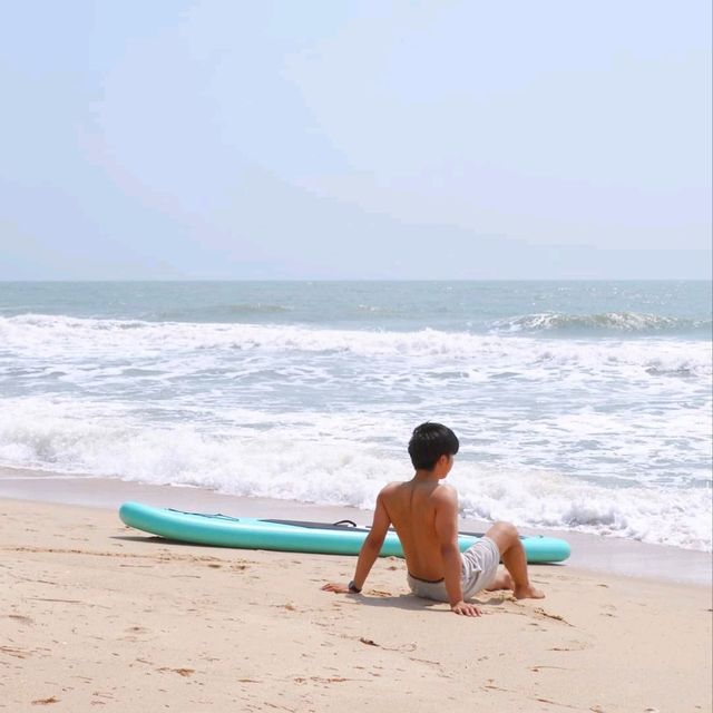 🌊 ซัมเมอร์นี้ชวนครอบครัว แก๊งค์เพื่อน หรือคนรัก 💙💙
ไปนอนฟินริมชายหาดชิลล์ๆ
