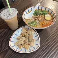 觀塘樓上台式餐廳
