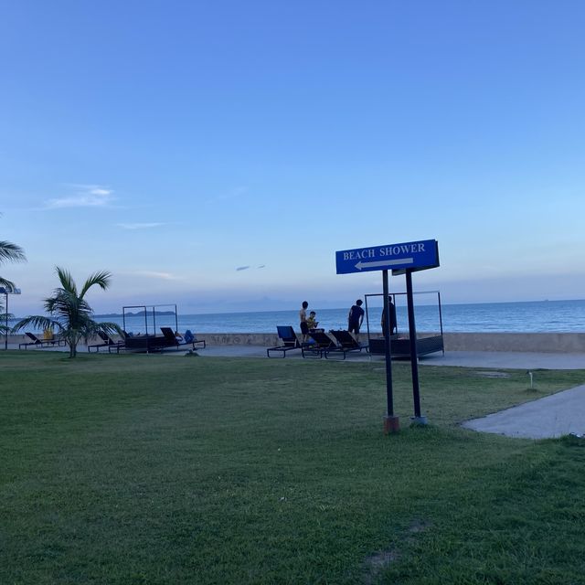 Cozy Stay at Lotus Seaview Beach Resort
