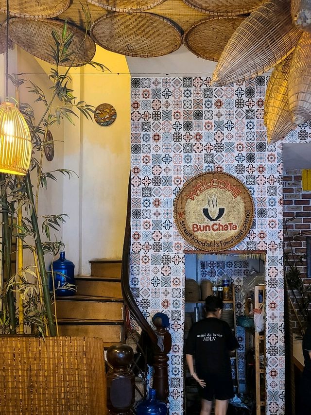 【ハノイ】名物ブンチャーの人気店