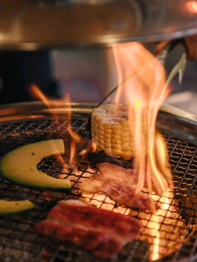 ร้านบุฟเฟ่ต์เนื้อย่างเปิดใหม่ หลักร้อยไม่จำกัดเวลา