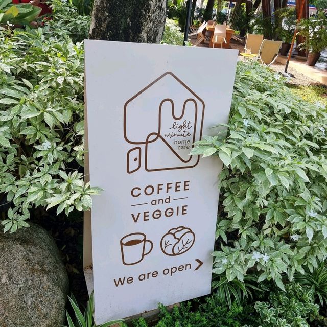 กาแฟยามเช้า : coffee and veggie ☕️