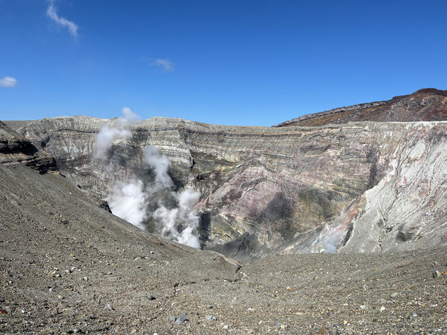 壯麗阿蘇火山口景色，嘆為觀止