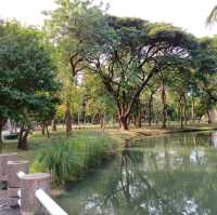 ルンピニ公園　バンコク
