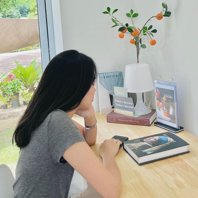 พาน้องๆ หนีแมวไปที่  "Begin Station coffee eatery"
