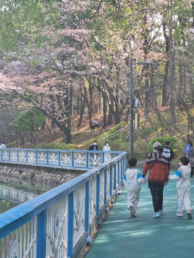 봄꽃향기 가득한 곳😊