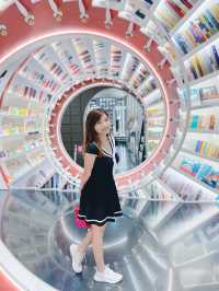 深圳最美打卡書店-鐘書閣