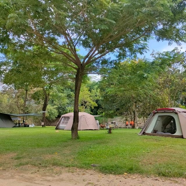 Bambusa Camp แม่น้ำเพชรบุรี