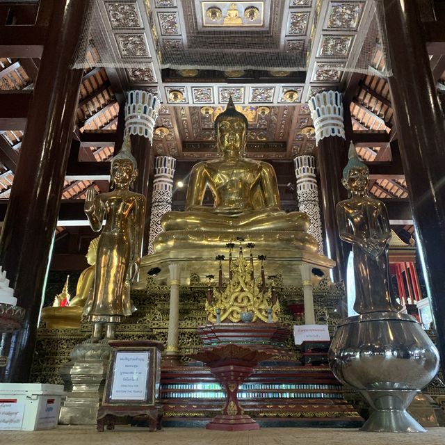 วัดโลกโมฬี วัดสวยและเก่าแก่แห่งนึงในเชียงใหม่