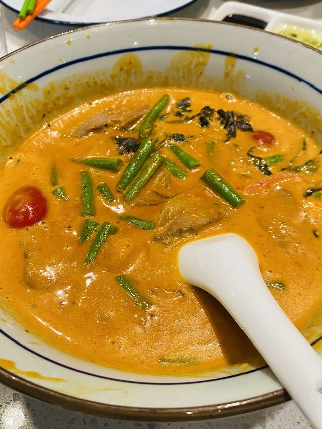 「品嚐泰國鮮香，Baan Phadthai 泰國餐廳美食體驗」