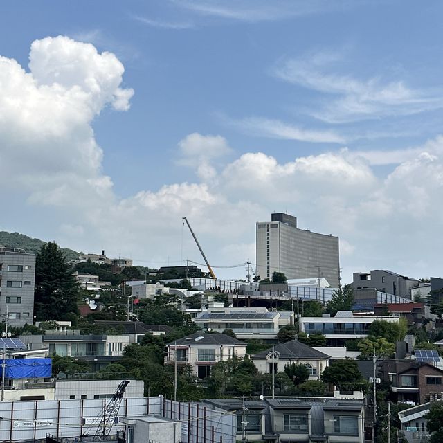 무료로 보는 최고의 이태원 전망 🏙️ KB 리브 앤 라이브