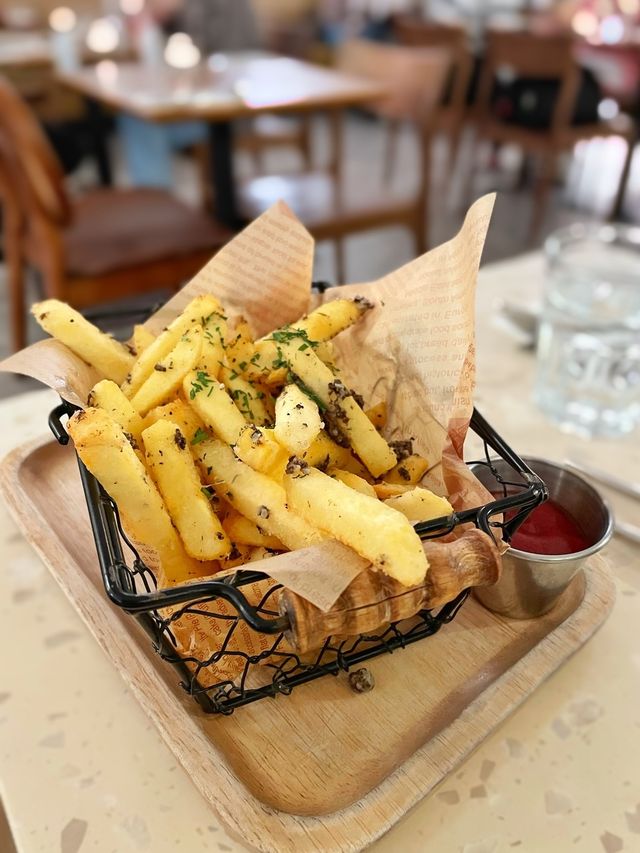 尖沙咀小清新cafe🥑