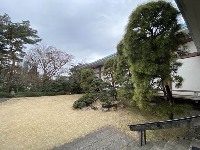東京・世田谷。日本と東洋の古美術・国宝の展示も行われる『五島美術館』