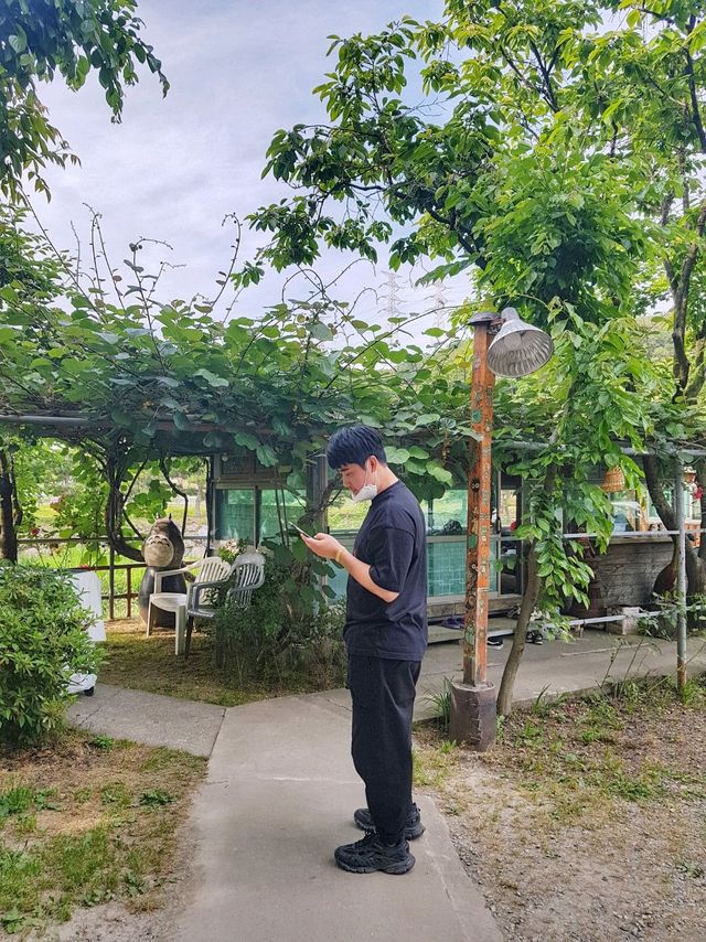방갈로에서 즐기는 오리불고기맛집, 계곡 물놀이까지🏕