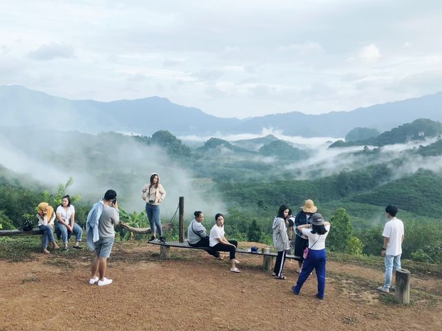 ตื่นเช้าไปดูทะเลหมอก-เขาจังโหลน นครศรีธรรมราช