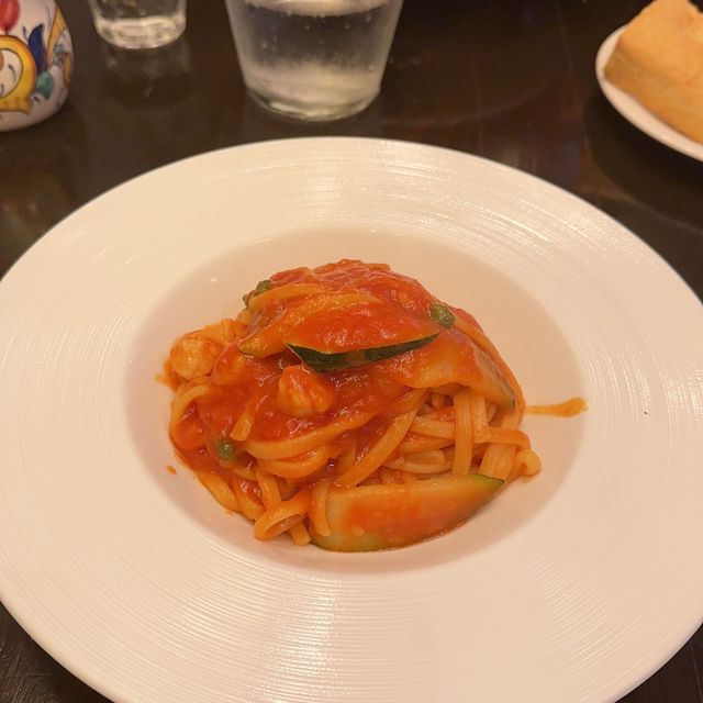 Daniel's ダニエルズ本店 四条烏丸