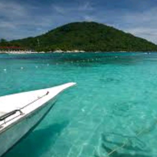 SEA THROUGH WATER AT PULAU PERHENTIAN