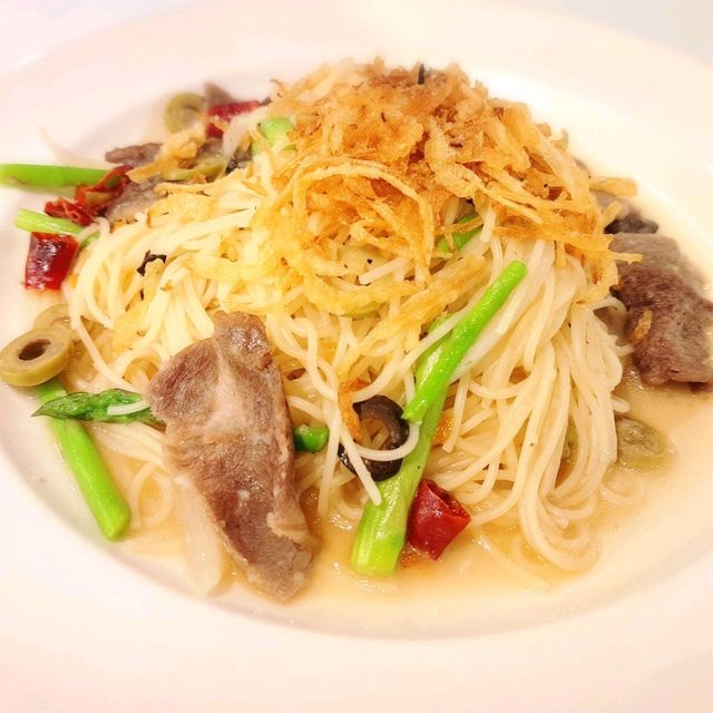 做你喜歡的麵❗️12月的聖誕佳節來吃好吃的義大利麵🍝