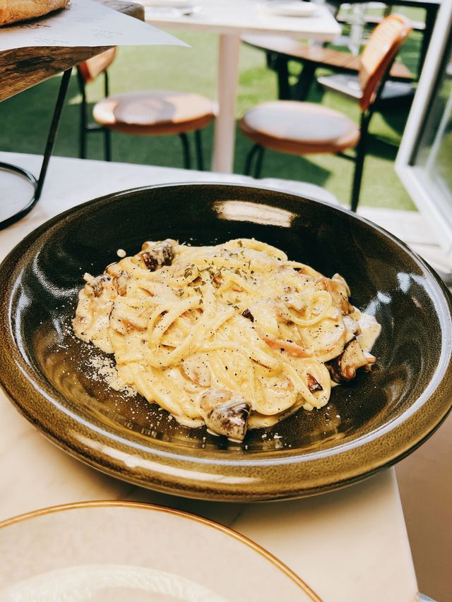 《放假brunch Time @ Flames》