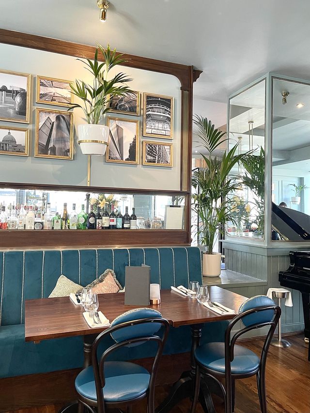 英國米爾頓凱恩斯The Hub餐廳推薦-Browns Brasserie & Bar