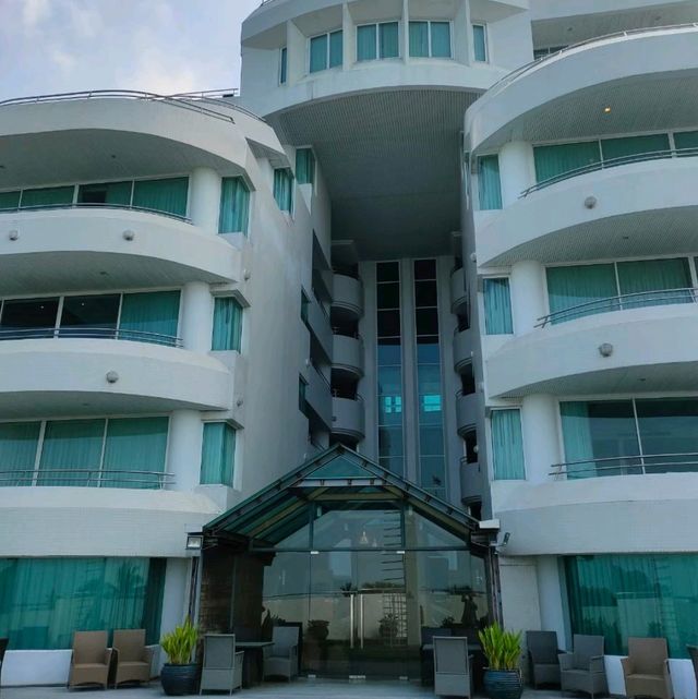 A-One The Royal Cruise Hotel