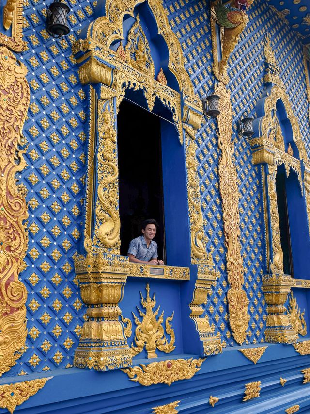 Discovering Chiang Rai’s Blue Temple