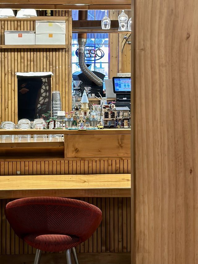한적하게 커피 한잔의 여유를 즐길 수 있는 강남역 카페, 🍵카페 밀브릿지 