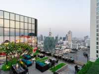 Staycation กับโรงแรมสุดหรู ริมแม่น้ำ 