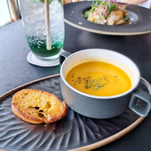 樓上遇上文青cafe