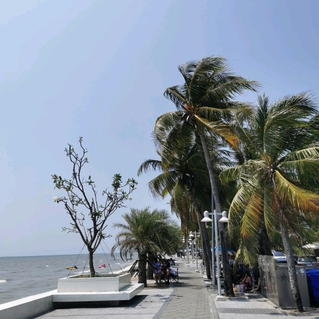 เดินเล่นริมหาดวอนนภา 🏖️🌈☀️