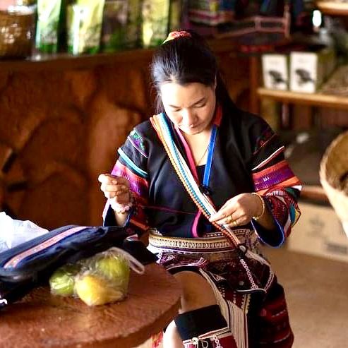Exploring Hill Tribe Villages 🌻