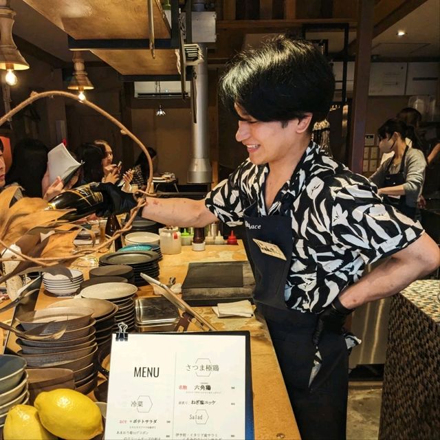 日本京都-超高人氣的時尚居酒屋：六角ace