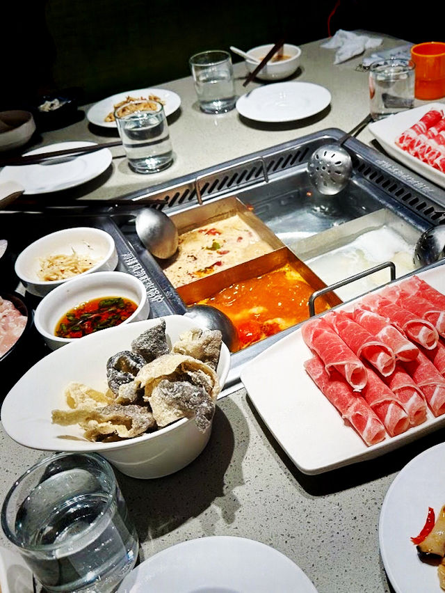 臺北萬華  火鍋店海底撈西門店 