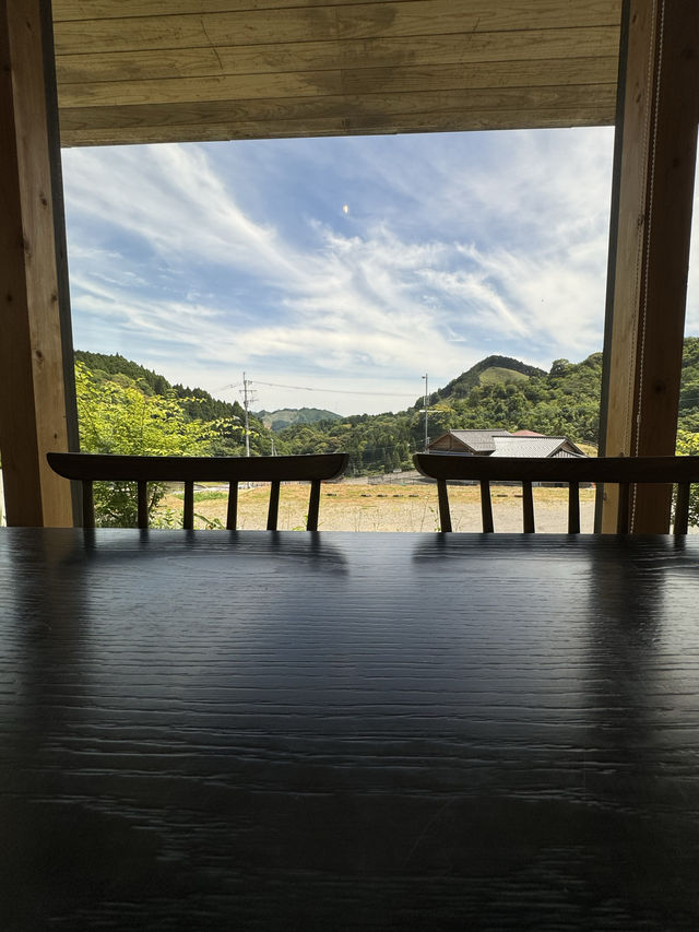 【福岡カフェ】宝珠山の棚田を眺めながら、のんびりと土鍋ご飯はいかが？🍚