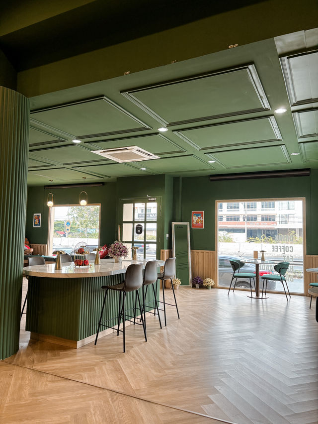 Edith cafe