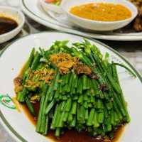 「泰式美食，奶茶」～水門雞飯
