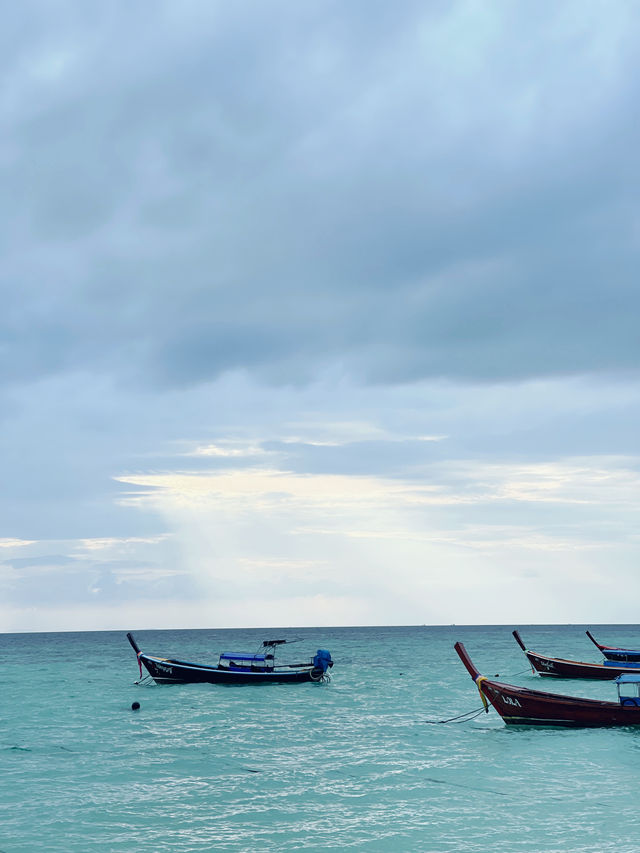 Sunrise beach koh lipe