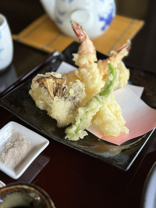 【箱根・小涌谷】　大正レトロなお部屋でいただく蕎麦ランチ