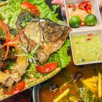 Lẩu A Híu 