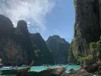 เกาะพีพี  ~ ปิเละลากูน ~ อ่าวมาหยา