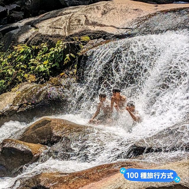 馬來西亞蘭卡威-山林間的消暑戲水勝地：七仙井瀑布