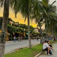 👨‍👩‍👧‍👦 Family Adventure in Hoi An! 🌟