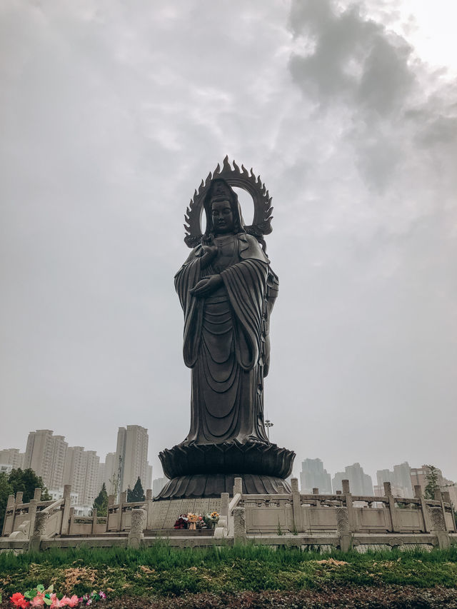 Incredible Guiyuan Temple in Wuhan, China 🇨🇳