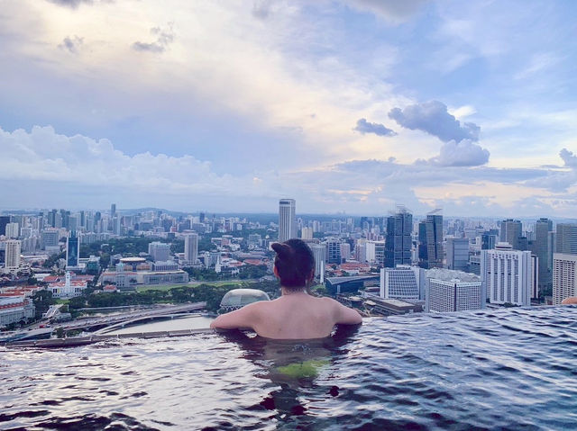 IG-worthy Infinity Pool at MBS