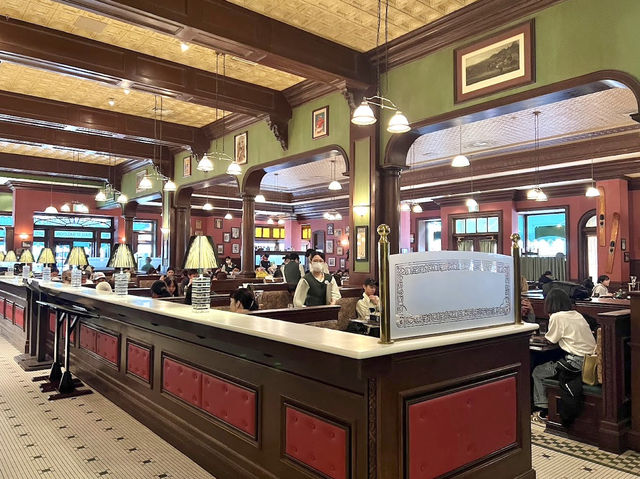 ร้านอาหารใน USJ : Finnegan's Bar & Grill