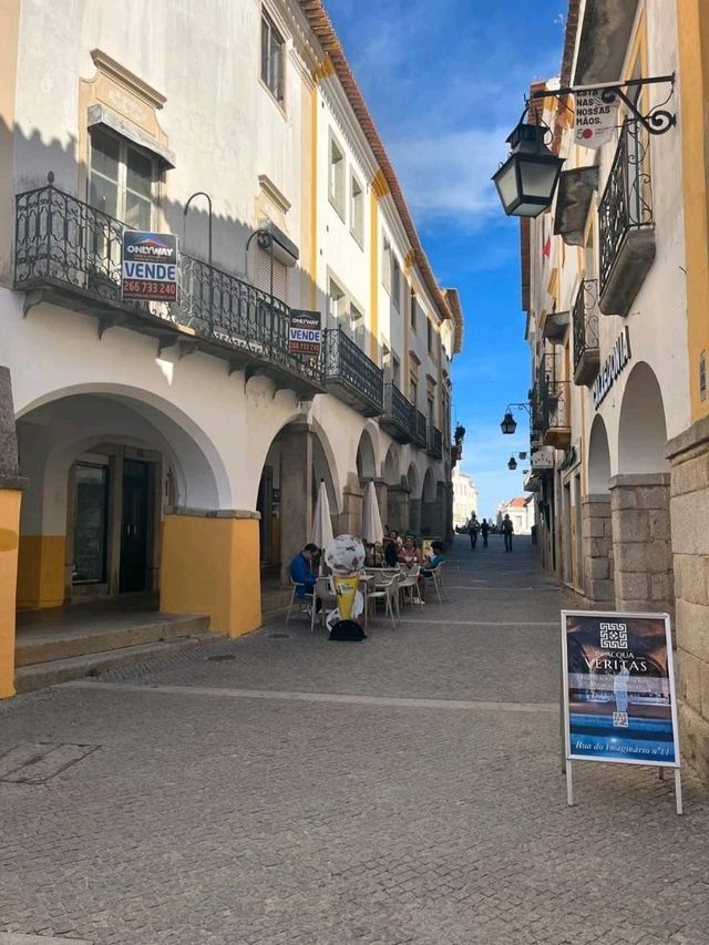 葡萄牙Evora古城遺跡，Almendres Cromlech巨石陣