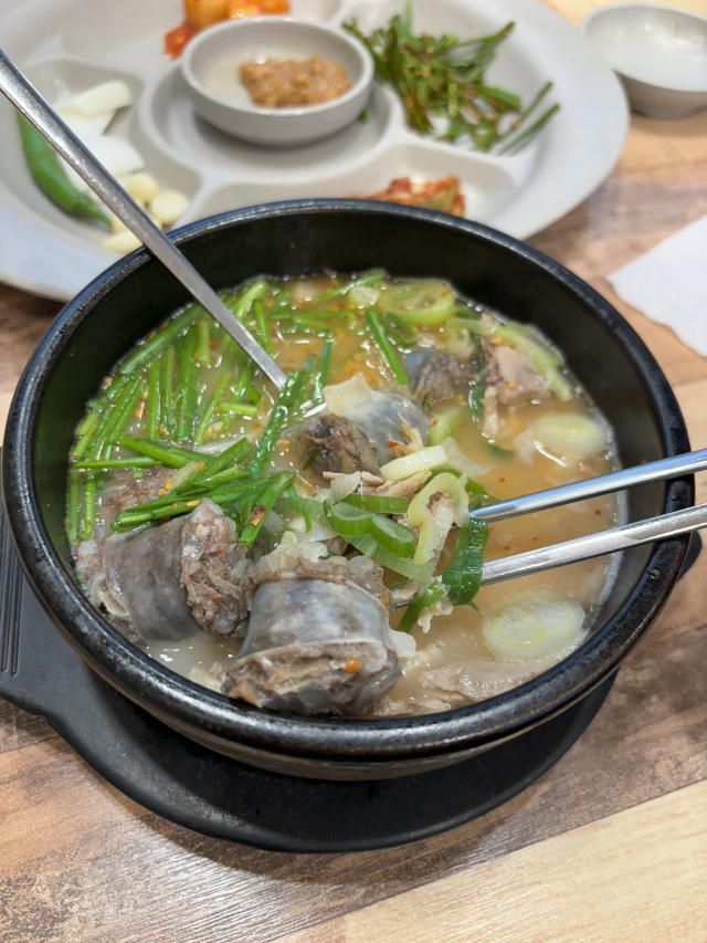 釜山 西面 ひとり旅で行った絶品！鯖煮込み専門店【トゥラッ】 | Trip