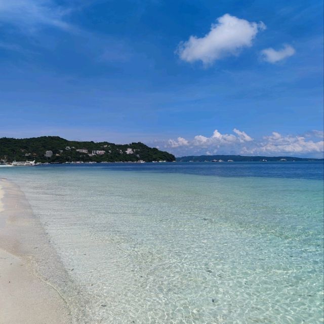 Bulabog beach in Boracay is the best spot for introverts!